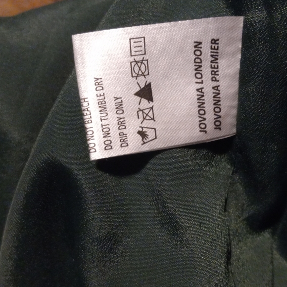 𝅺NWT Jovonna London Mini Skirt In Sequins - Picture 4 of 6